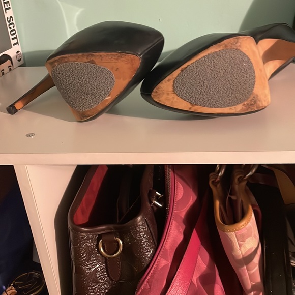 Black platform heels buy one get one free on everything - Picture 4 of 6